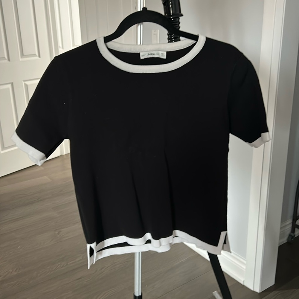 Zara Black and White Short Sleeve Tee with Ringer Style